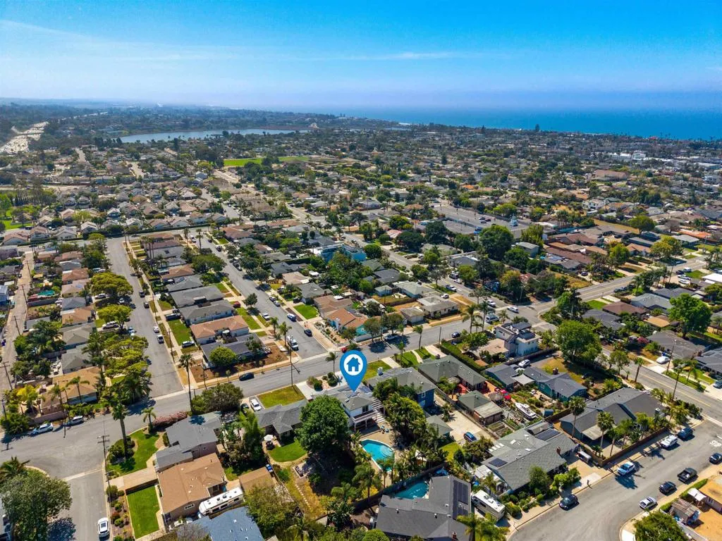 https://cdn.realtyfeed.com/cdn/127/306681217/715286df052a82c6a7354055ae6ba464.webp
