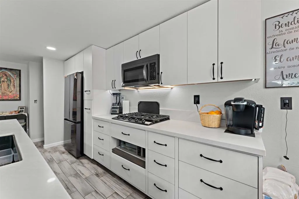 https://cdn.realtyfeed.com/cdn/127/306681319/53812ae531c8c1b27e00d41709f8684f.webp