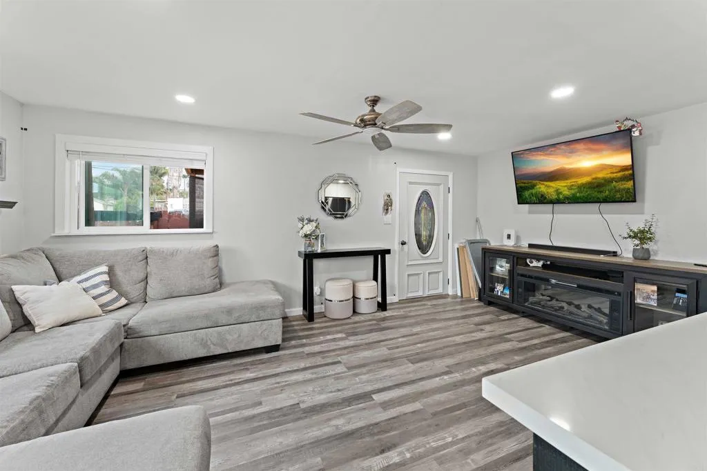 https://cdn.realtyfeed.com/cdn/127/306681319/d2bebdbaca67ae4d7eb8ecb372a1825c.webp