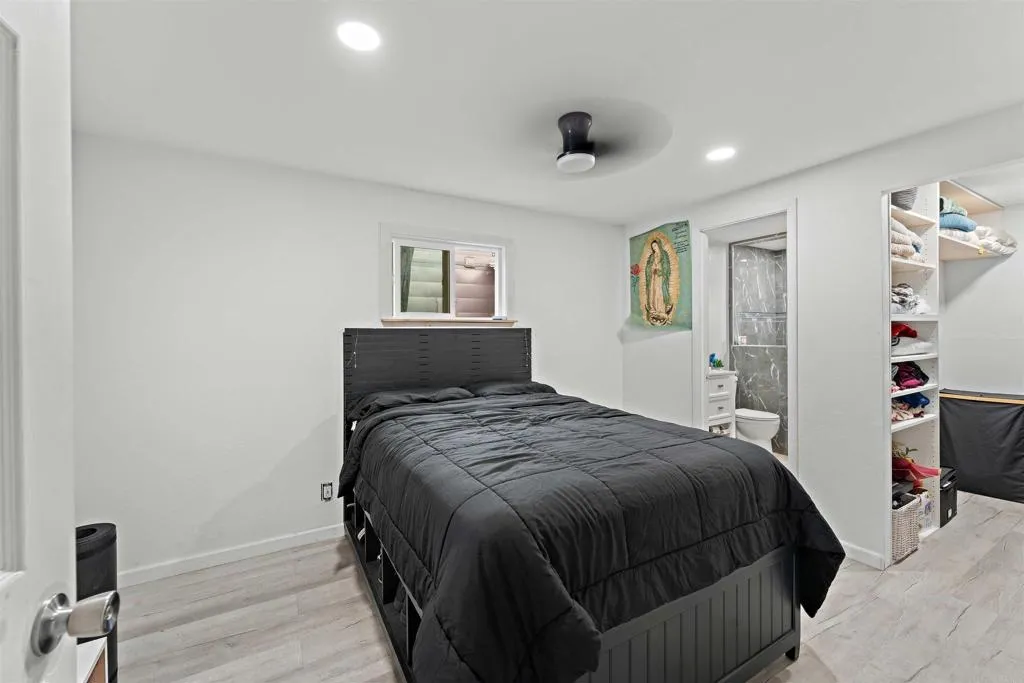 https://cdn.realtyfeed.com/cdn/127/306681319/f0baa56c4d34bdf68d51397f6b938f7e.webp
