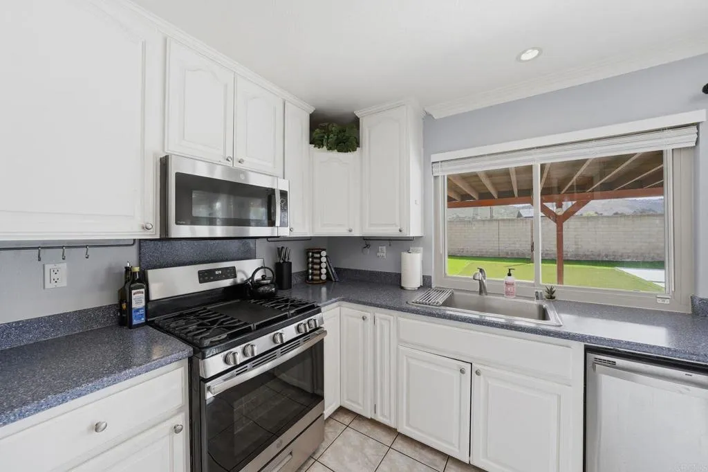 https://cdn.realtyfeed.com/cdn/127/306681322/27e157dd008645dacac362aec1f20f26.webp