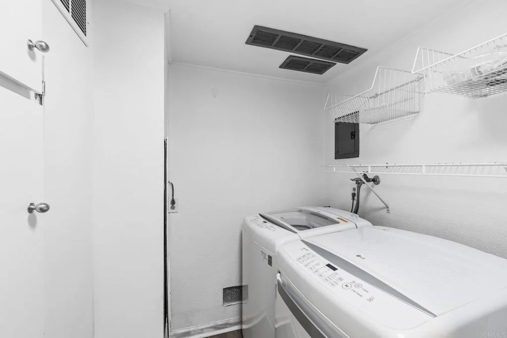 https://cdn.realtyfeed.com/cdn/127/306681324/799412619ac4556b15eb81a96f9a4f50.webp