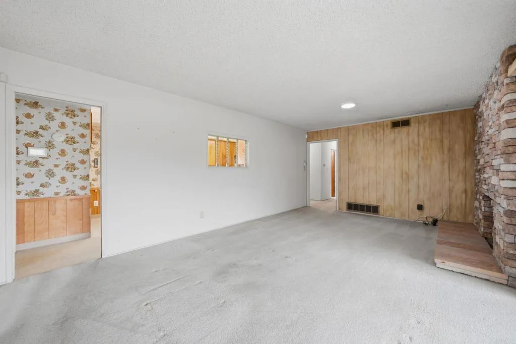 https://cdn.realtyfeed.com/cdn/127/306681327/9d6357ffb0f8083c78d6993c51d4bebb.webp