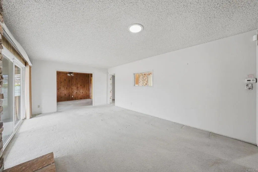 https://cdn.realtyfeed.com/cdn/127/306681327/b150b586baa946776516549524203ff7.webp