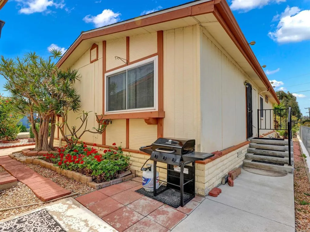 https://cdn.realtyfeed.com/cdn/127/306681337/860e67f6580f9b603800fb4e108f4821.webp