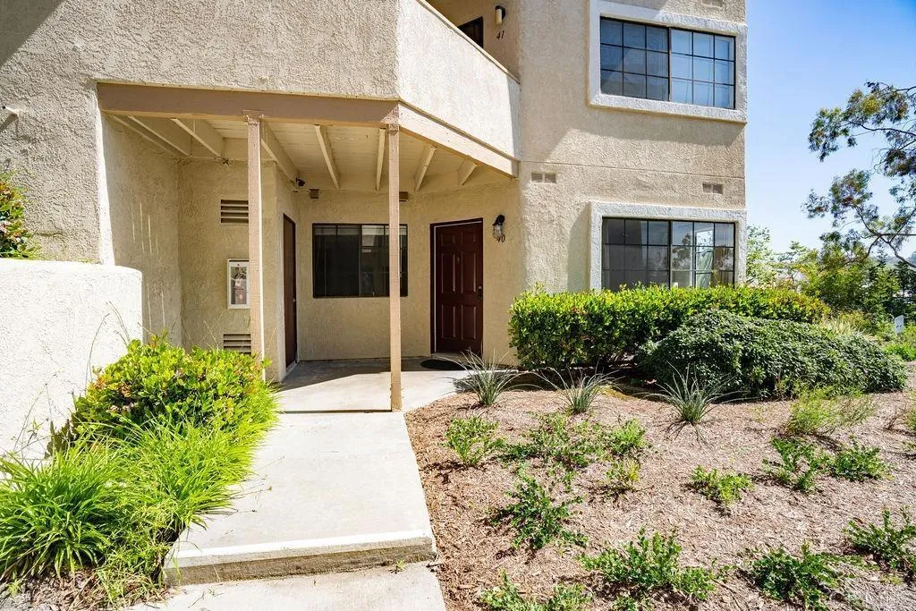 https://cdn.realtyfeed.com/cdn/127/306681374/4fb69673020c7794f5275280cbdc2b4e.webp