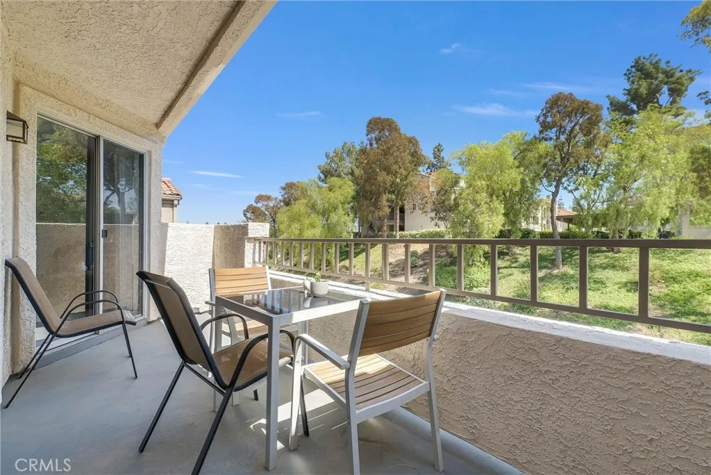1980 Las Colinas Circle Unit 301, Corona, CA 92879 - Photo 5 of 31, Corona, CA