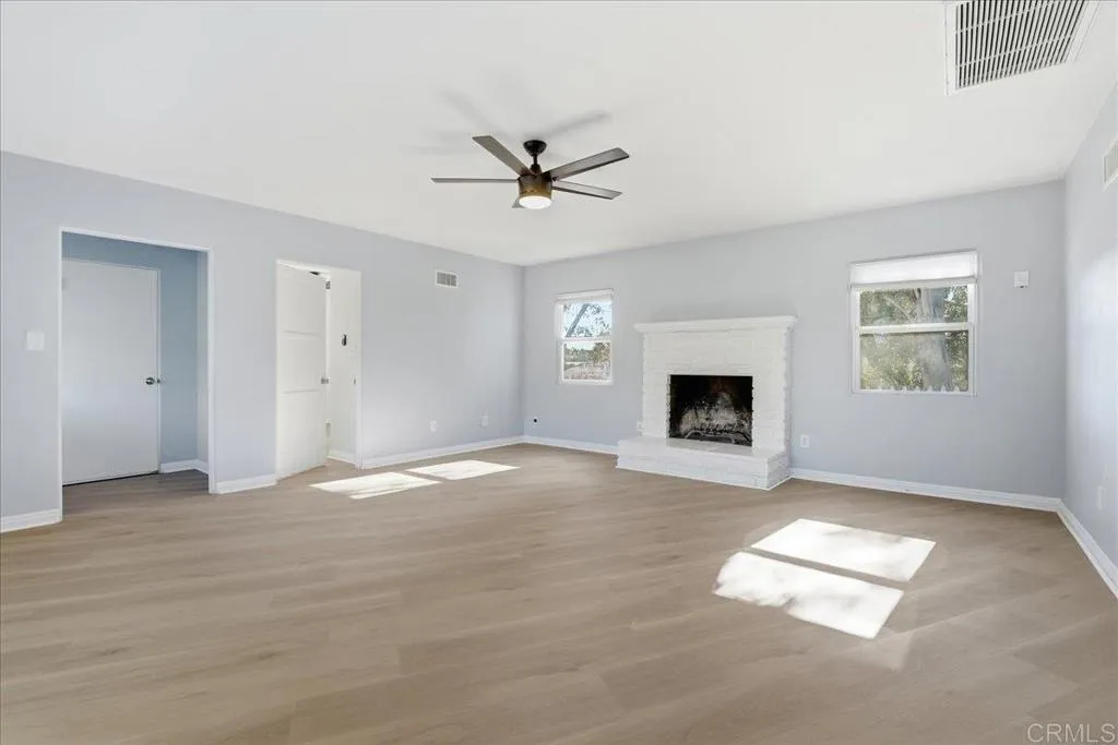 https://cdn.realtyfeed.com/cdn/127/306681402/b678d1bdc7fb6f3ff839919525522df4.webp