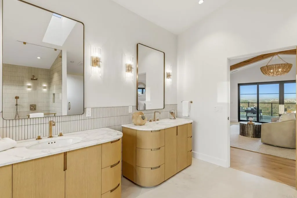 https://cdn.realtyfeed.com/cdn/127/306681421/49487848008654f69f746a8c58a3484d.webp
