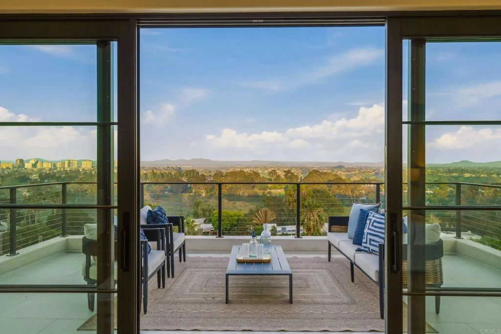 https://cdn.realtyfeed.com/cdn/127/306681421/c3e55509c93a493f83b6b711756af57c.webp