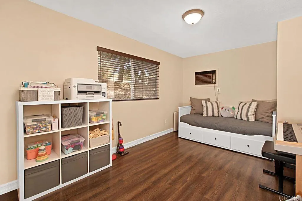 https://cdn.realtyfeed.com/cdn/127/306681466/1037318b621b7ebf6eebd3722bd238f1.webp