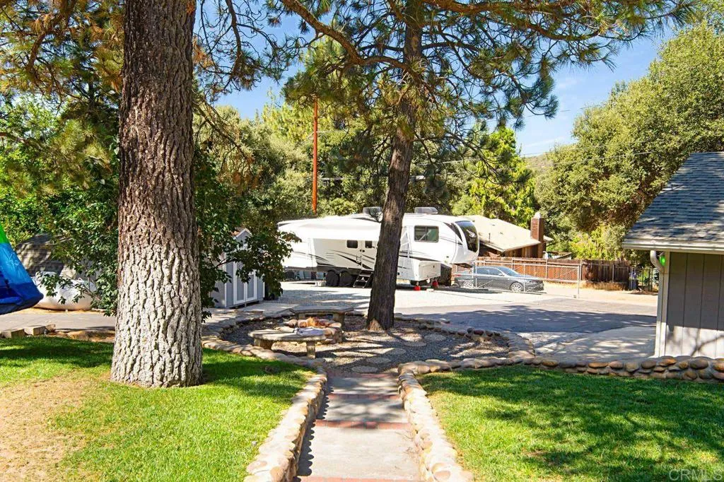 https://cdn.realtyfeed.com/cdn/127/306681466/a18c64f21d3e68af5b0410455c9f5f35.webp