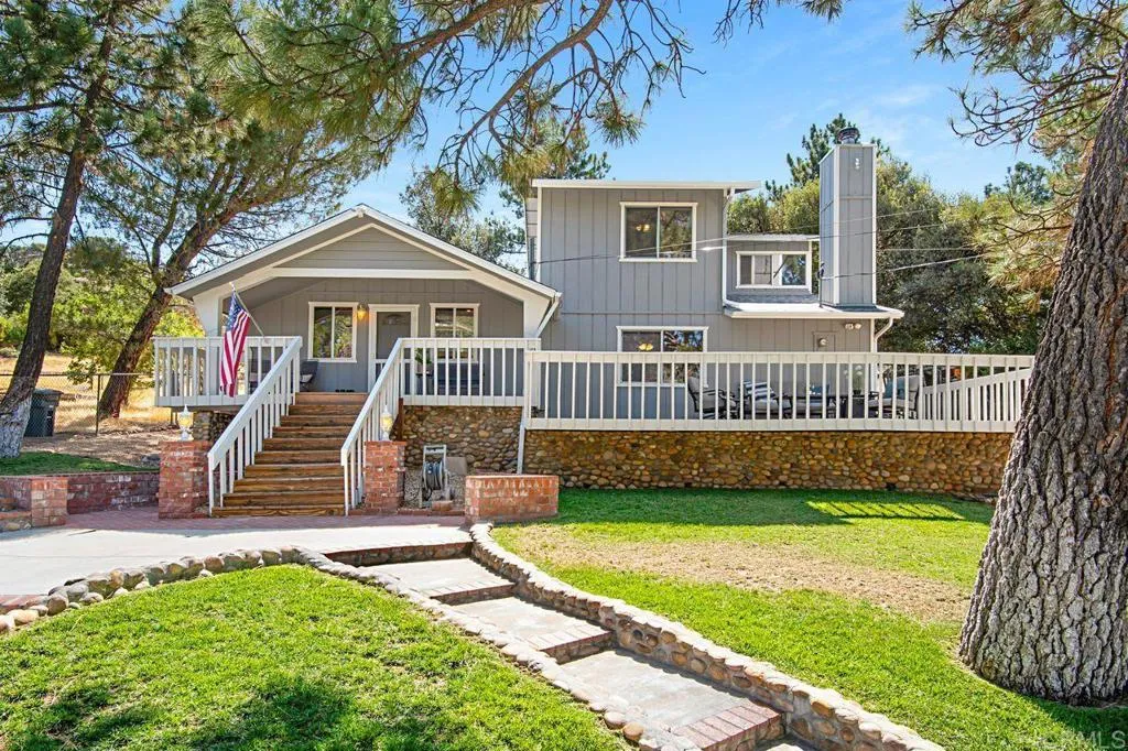 https://cdn.realtyfeed.com/cdn/127/306681466/a514cb1091c9fb140490174e9073bac6.webp