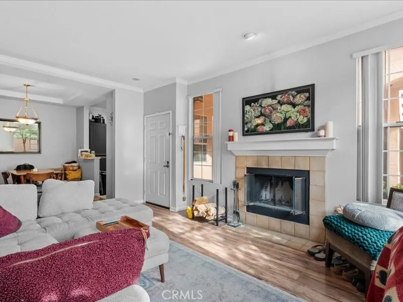 Photo #5: DW26069078 Listing: Photo #5