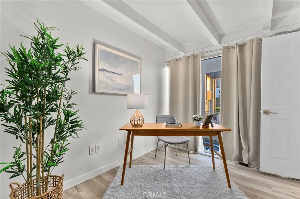 https://cdn.realtyfeed.com/cdn/127/306681497/4cfca926ffc38f9486ce0d39f6011df1.webp