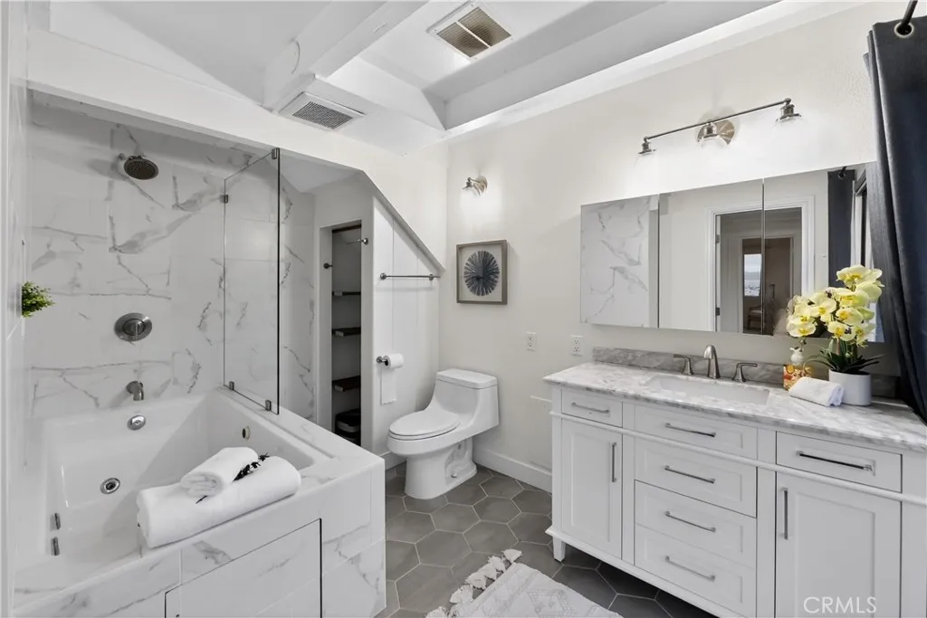 https://cdn.realtyfeed.com/cdn/127/306681497/94ed65f0f26aa7e8a3d7f4362681a447.webp