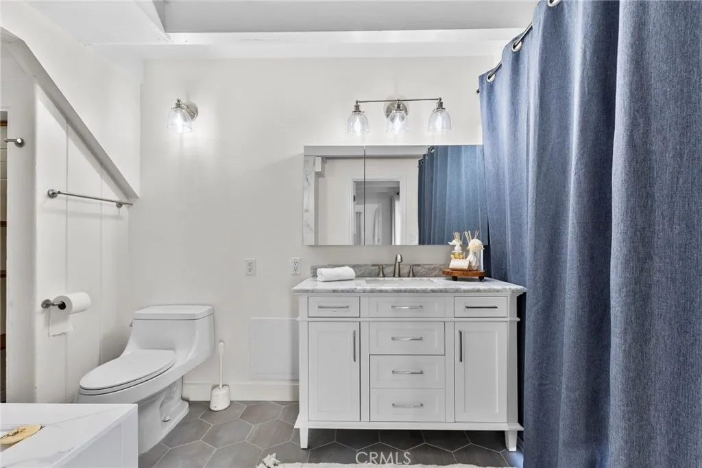 https://cdn.realtyfeed.com/cdn/127/306681497/9d575c4378073eb34a6bc3004a83b0d5.webp