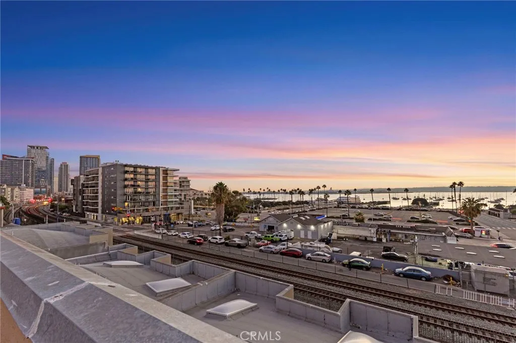 https://cdn.realtyfeed.com/cdn/127/306681497/b2c1f13d912257bc90b8110d132e686a.webp