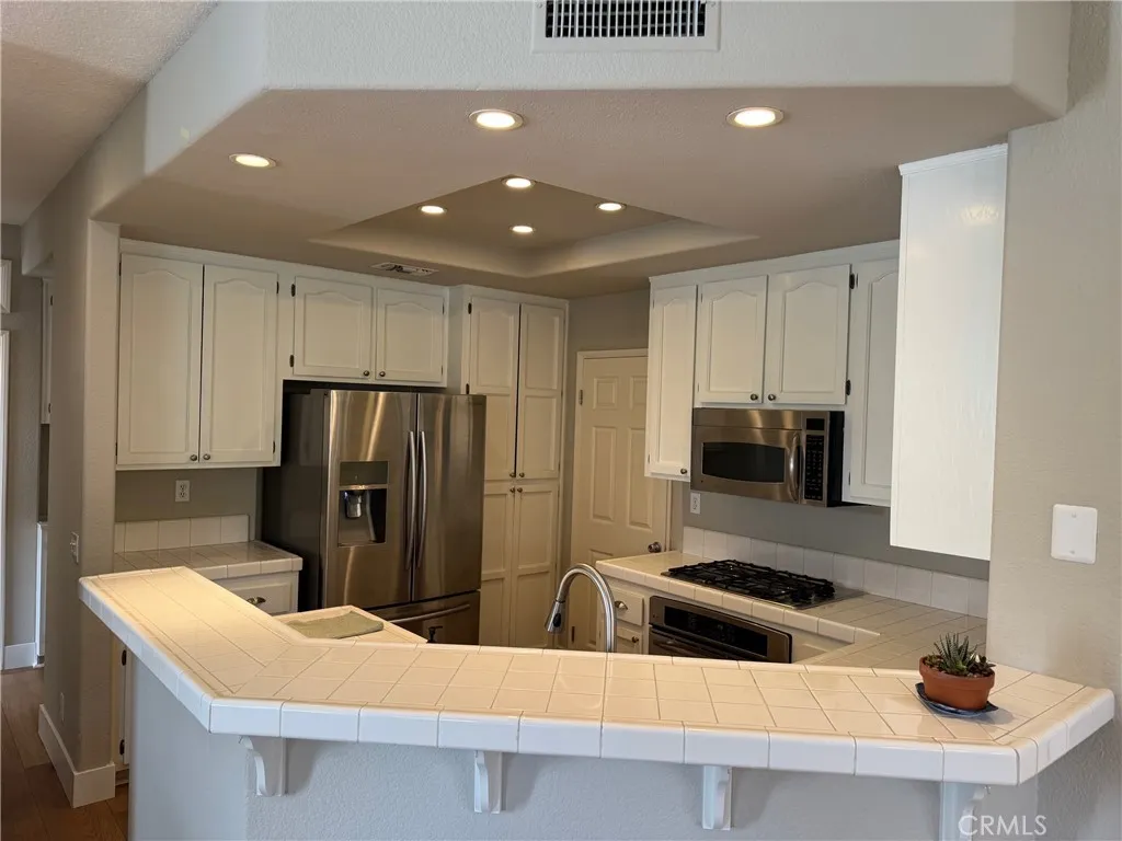 Photo #4: SR26062963 Listing: Photo #4