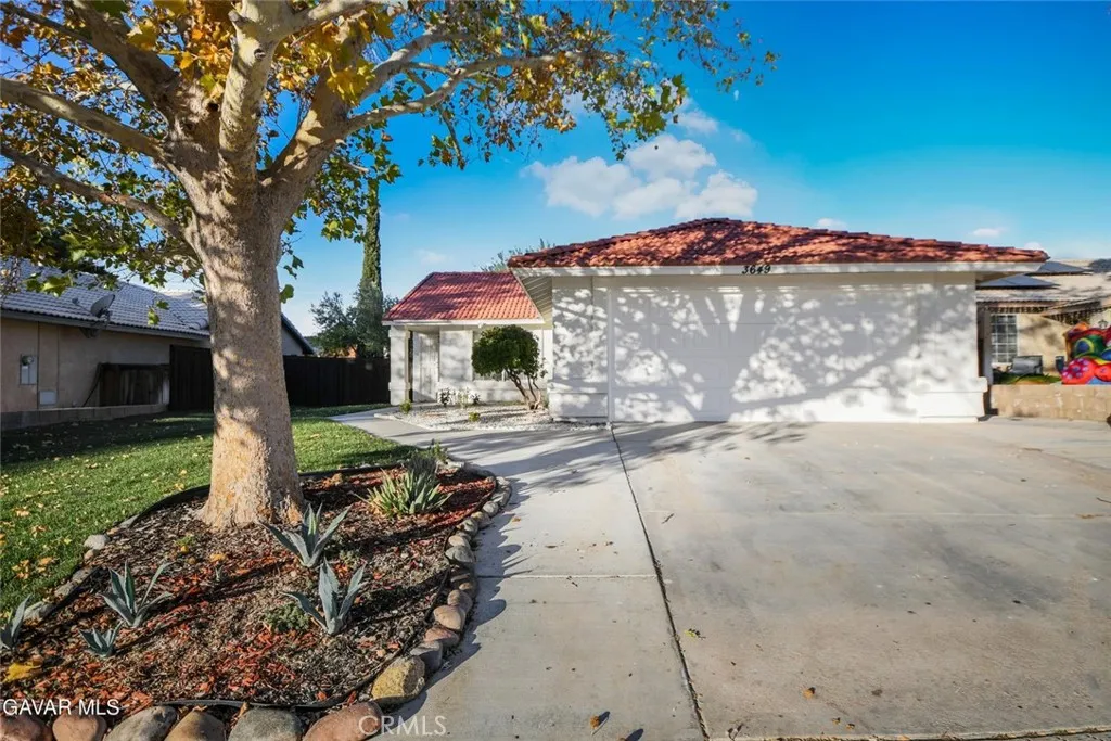 Rosamond, CA 93560
