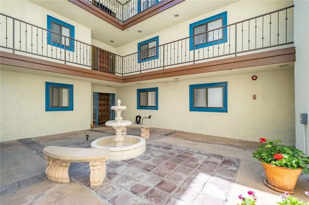 Palos Verdes Estates, CA 90274