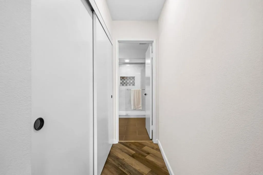 Photo #23: 400109521 Listing: Photo #23