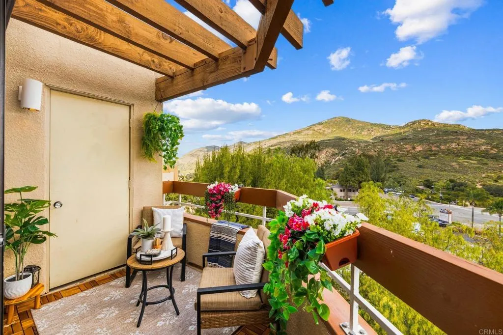 Photo #11: 400109521 Listing: Photo #11