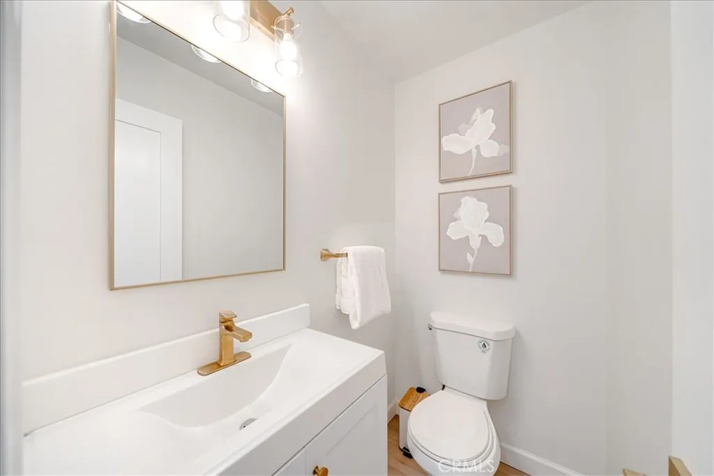 Photo #8: SW26070323 Listing: Photo #8
