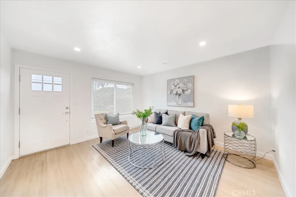 Photo #6: SW26070323 Listing: Photo #6