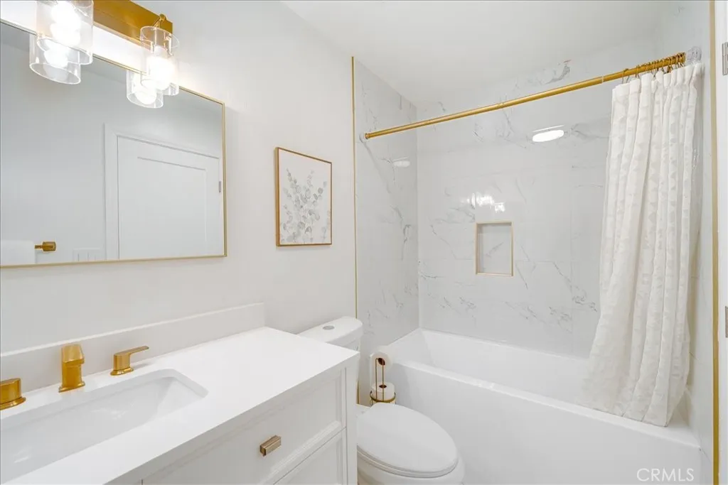 Photo #21: SW26070323 Listing: Photo #21