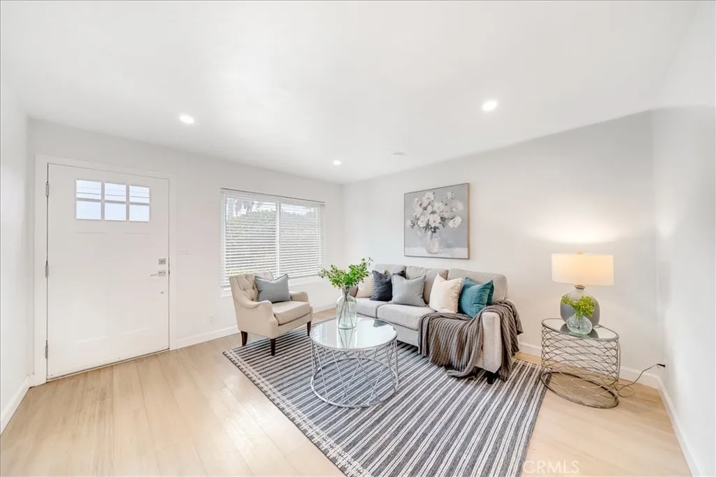 Photo #6: SW26070323 Listing: Photo #6