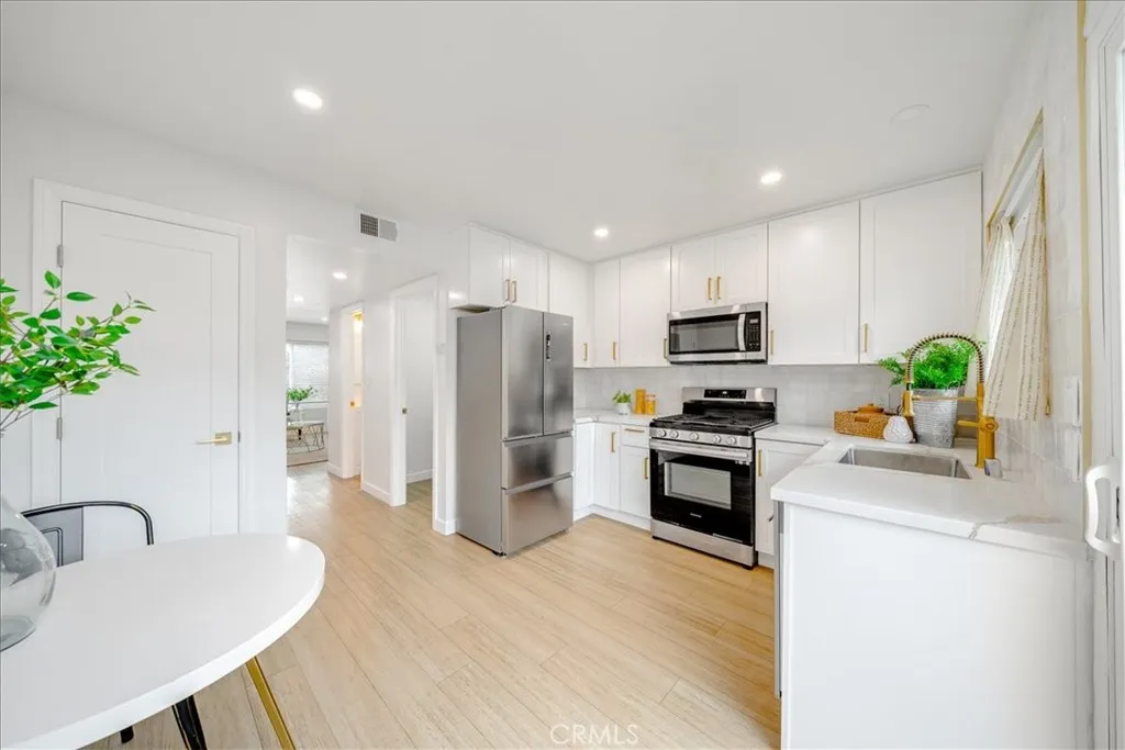 Photo #11: SW26070323 Listing: Photo #11