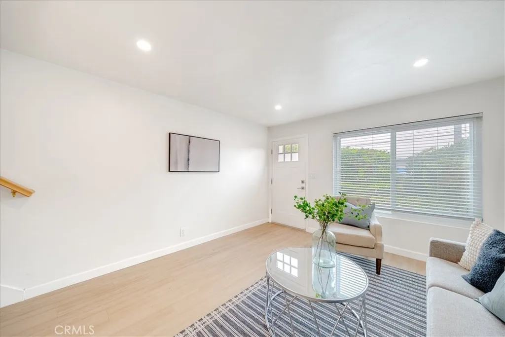 Photo #7: SW26070323 Listing: Photo #7