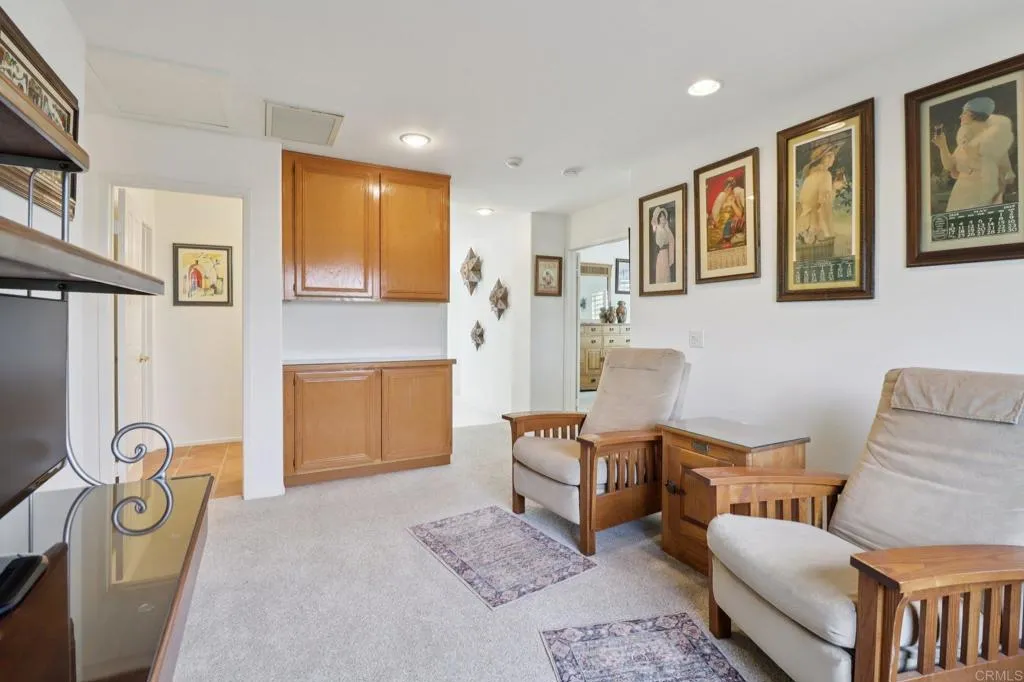 https://cdn.realtyfeed.com/cdn/127/306681769/581c5465dcfcb82afe9bd2898f1cdf31.webp