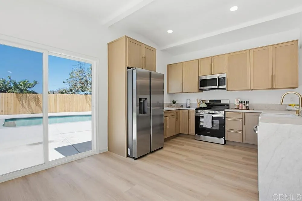 https://cdn.realtyfeed.com/cdn/127/306681806/60639f3c5f60b71b9509475f81aec0c9.webp