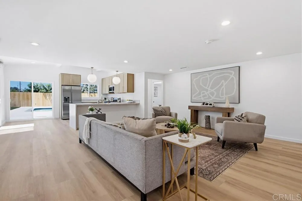 https://cdn.realtyfeed.com/cdn/127/306681806/f68b948f1ce0dccfa090d8de357c1716.webp