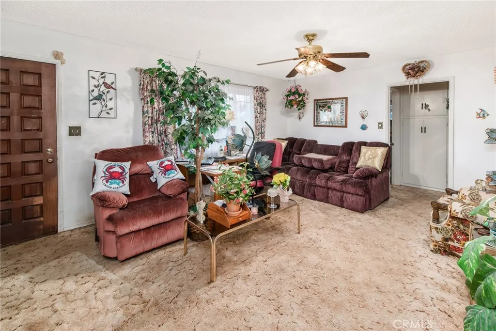 https://cdn.realtyfeed.com/cdn/127/306681815/71710038efc7068c5ce84c1771259bc6.webp