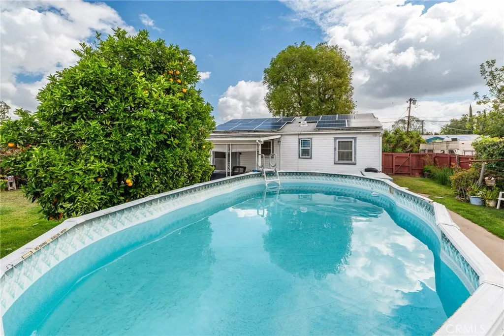 https://cdn.realtyfeed.com/cdn/127/306681815/9dabe19bd42ac4bde49fac6cc80339fc.webp