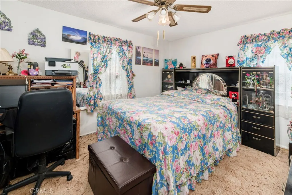 https://cdn.realtyfeed.com/cdn/127/306681815/c31632cb3e31449976d49ed656b7f603.webp