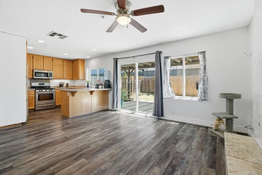 https://cdn.realtyfeed.com/cdn/127/306681844/03c916f80ed031f9925e50cf6197dfe6.webp