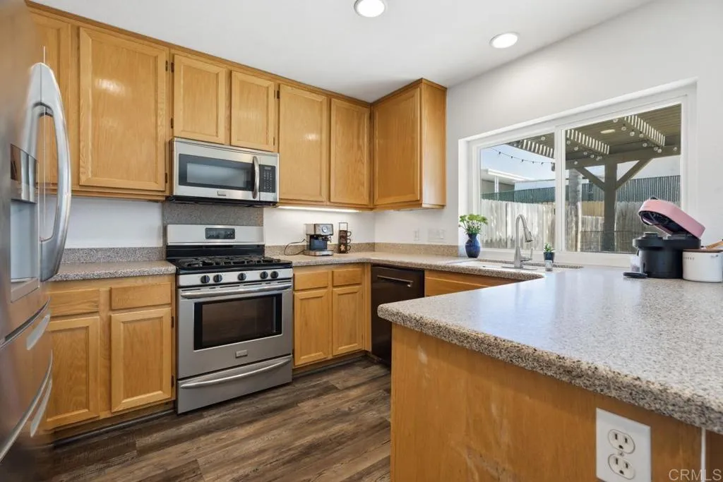 https://cdn.realtyfeed.com/cdn/127/306681844/cfc6918ef59cd70b8d2899d2c2eec097.webp