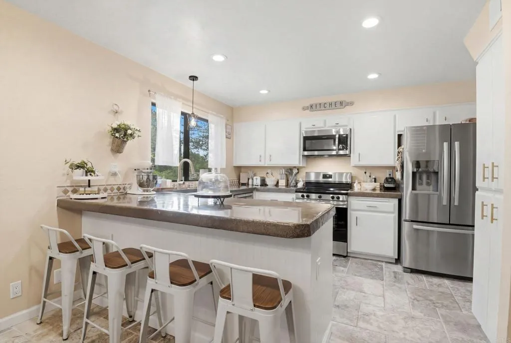 Photo #6: NDP2603165 Listing: Photo #6