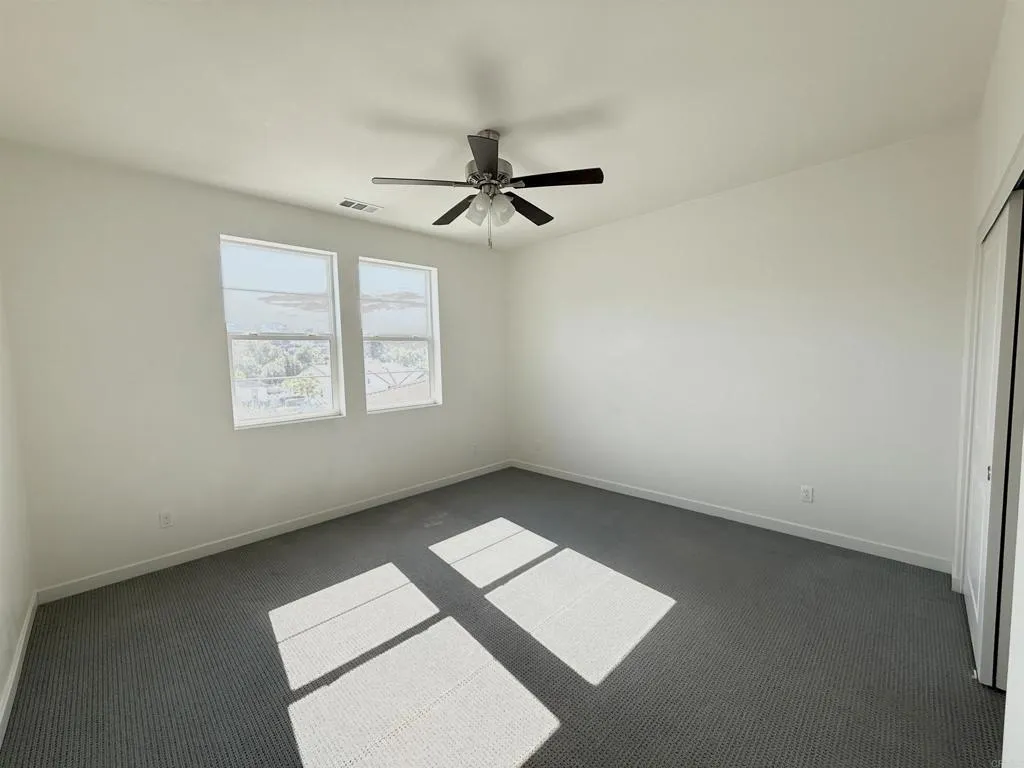 https://cdn.realtyfeed.com/cdn/127/306681911/820aed9bf89730e18cc78571f42d0951.webp