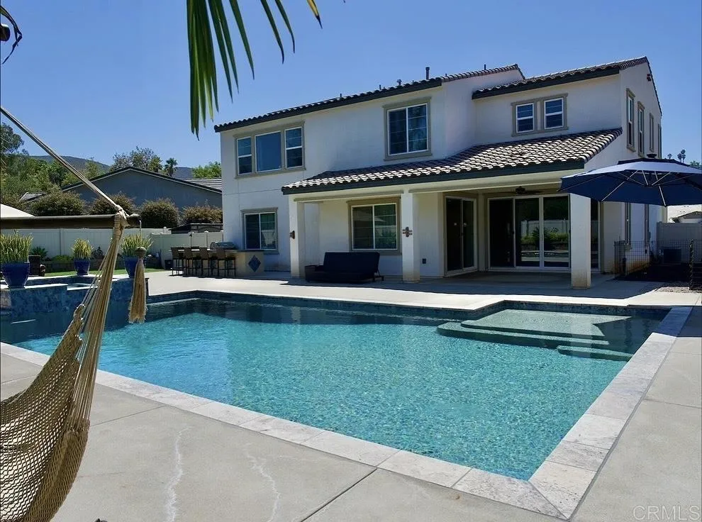 https://cdn.realtyfeed.com/cdn/127/306681911/c98e1e487cacff8e26630b311ed76202.webp