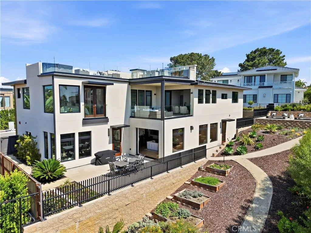 https://cdn.realtyfeed.com/cdn/127/306681912/03fbe2aa91395371046f3a489372135c.webp