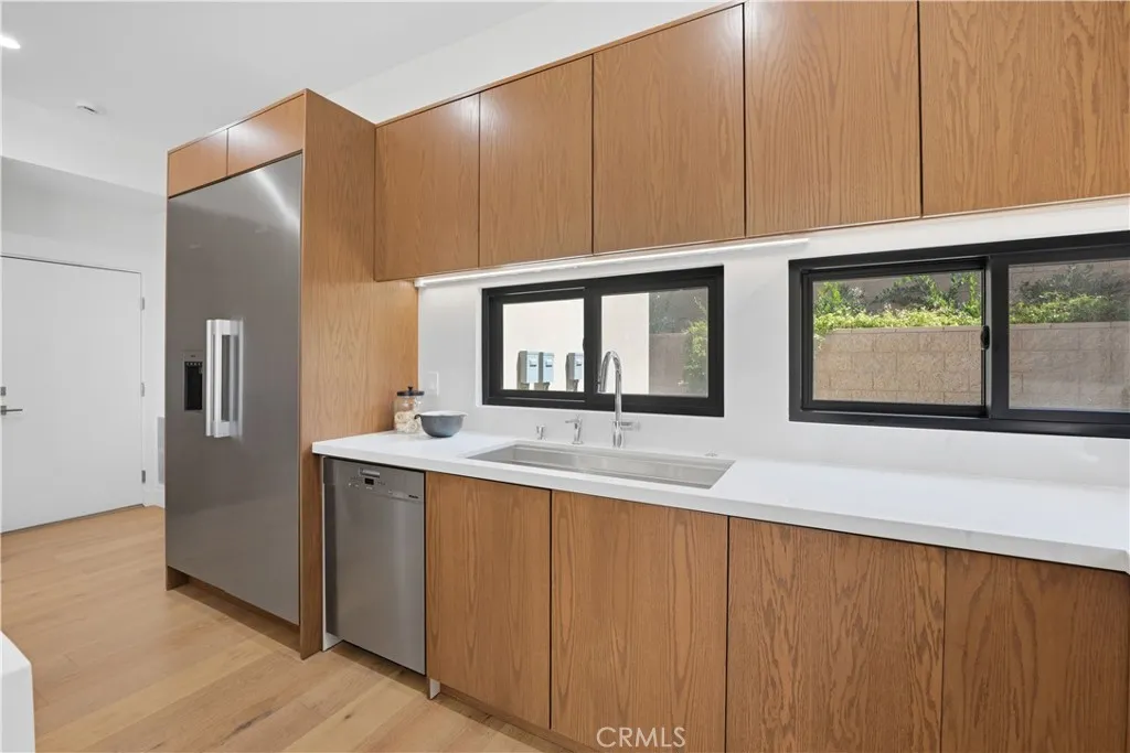 https://cdn.realtyfeed.com/cdn/127/306681912/2cb68f9299143534d6766ff94fc726e2.webp