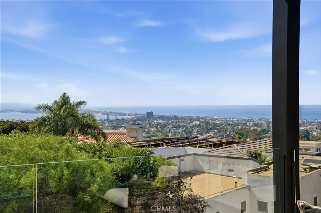 https://cdn.realtyfeed.com/cdn/127/306681912/3da0e3e10aa0a1cac6df4c9d6bd35a86.webp