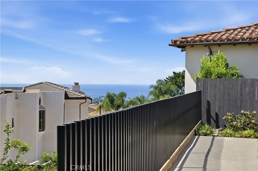 https://cdn.realtyfeed.com/cdn/127/306681912/4798298a5442ce87d206ceafccdfa6f2.webp