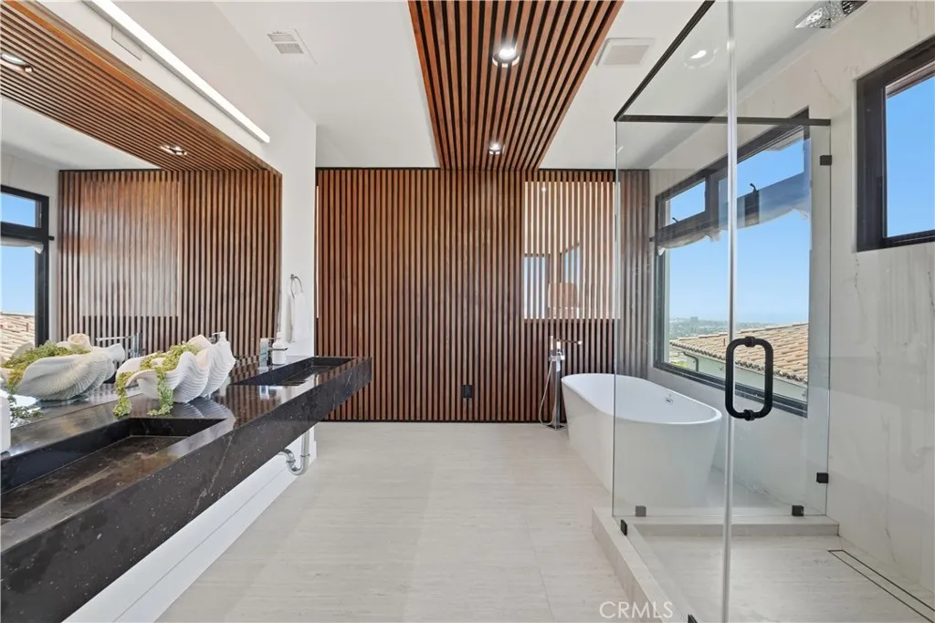 https://cdn.realtyfeed.com/cdn/127/306681912/971f694766b8cbbab845cbe59c598865.webp