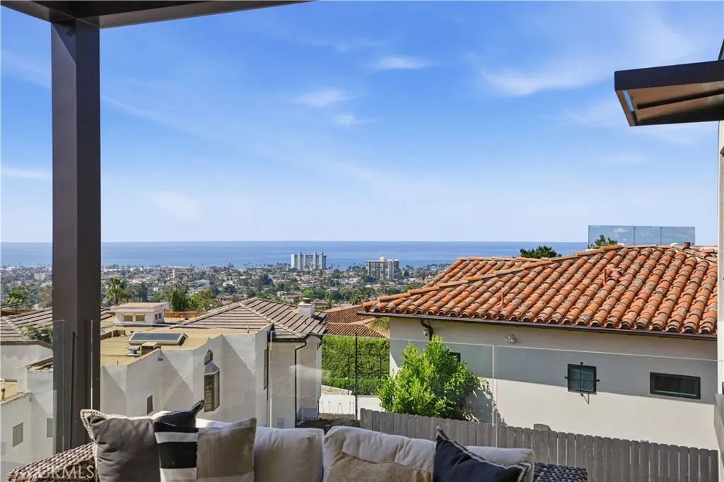 https://cdn.realtyfeed.com/cdn/127/306681912/ad8d2d0f4ace4b3b245a1909d9c16933.webp